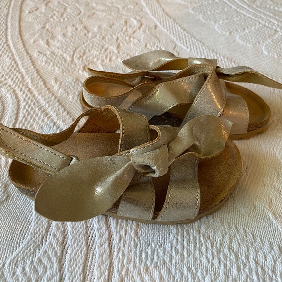 Toddler size 7 Leather Sandals - Picture 1 of 5
